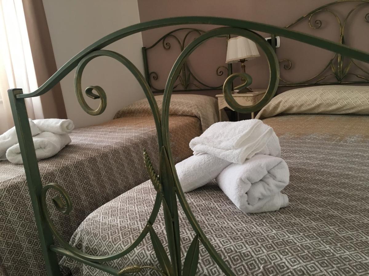 La Corte Del Re Borbone Bed & Breakfast Касерта Екстериор снимка